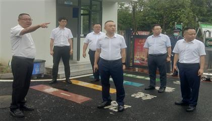 遂寧興業(yè)集團召開“問題大排查、作風(fēng)大整治、工作大提升”專項行動現(xiàn)場推進會